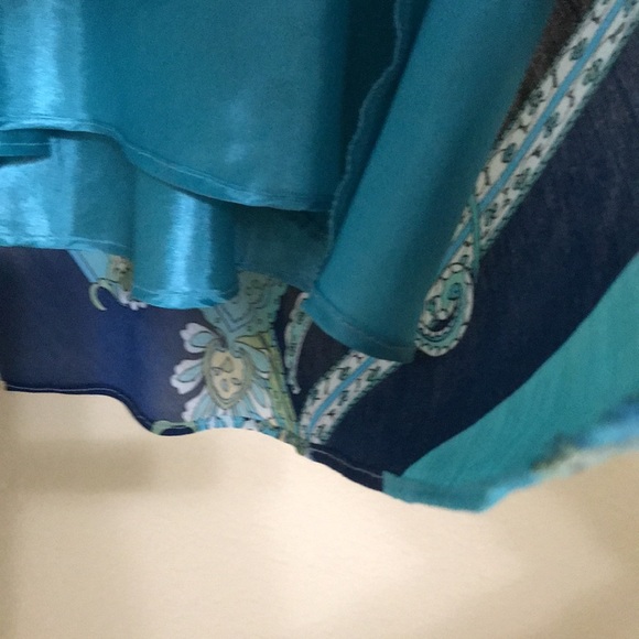 Draper's and Damon's Petites Blue Sleeveless top - Picture 5 of 6